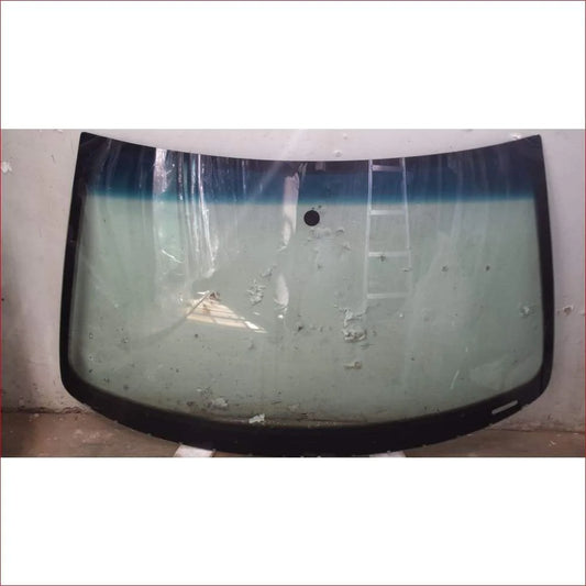 Front windscreen GOLF4